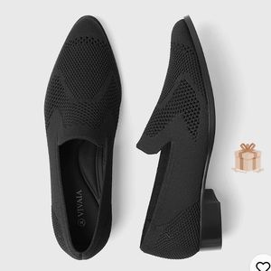 New in box Vivaia washable knit black loafers size 10.5